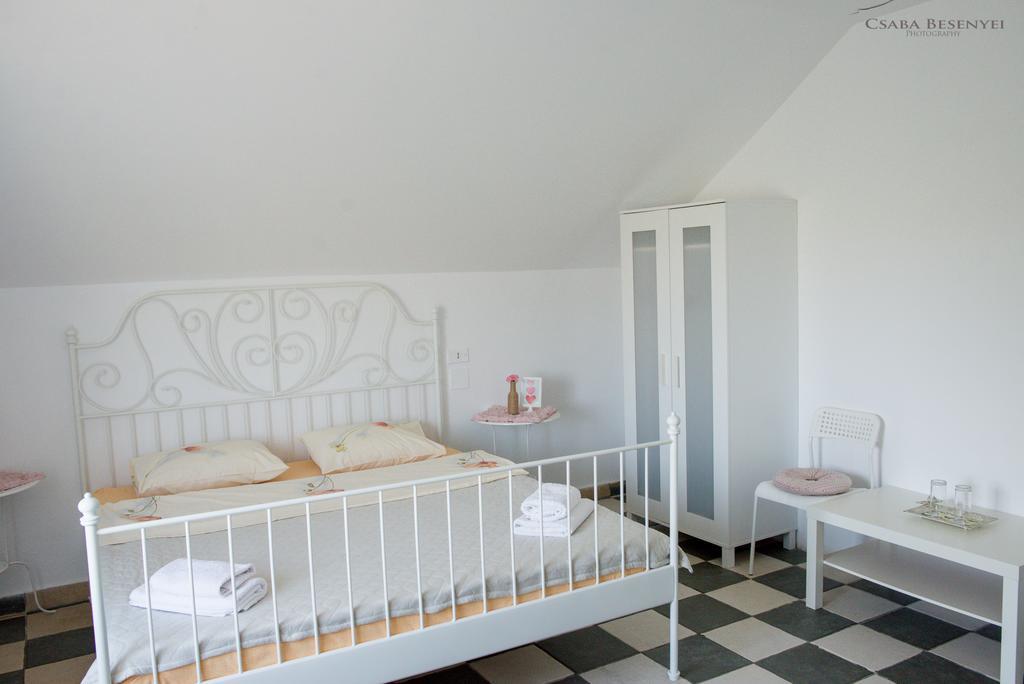 Speedhouse Apartment Алба Юлия Екстериор снимка